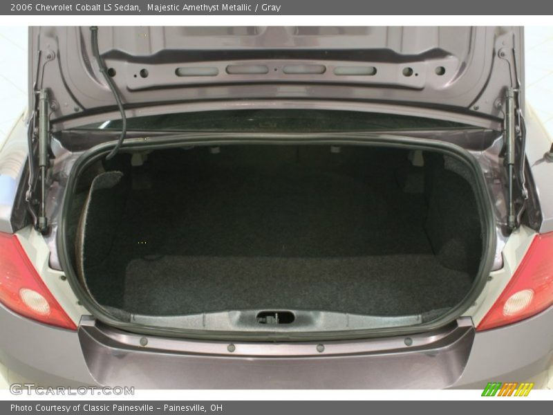  2006 Cobalt LS Sedan Trunk