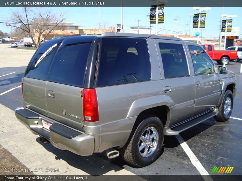 Silver Sand / Neutral Shale 2000 Cadillac Escalade 4WD