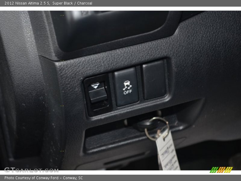 Super Black / Charcoal 2012 Nissan Altima 2.5 S