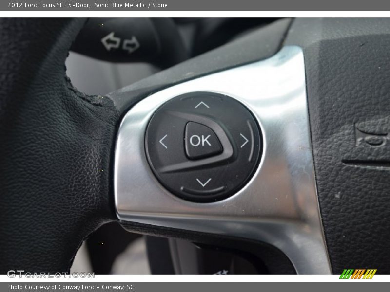 Controls of 2012 Focus SEL 5-Door