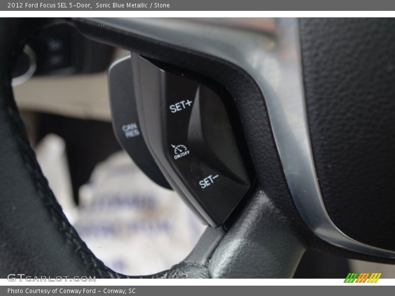 Controls of 2012 Focus SEL 5-Door