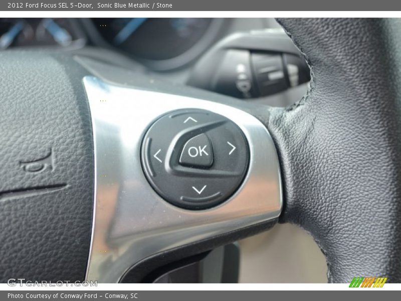Controls of 2012 Focus SEL 5-Door