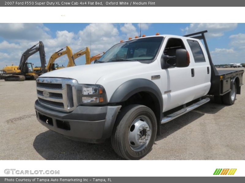 Oxford White / Medium Flint 2007 Ford F550 Super Duty XL Crew Cab 4x4 Flat Bed