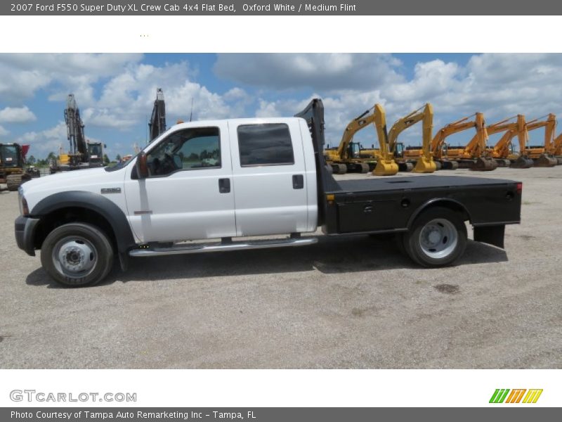 Oxford White / Medium Flint 2007 Ford F550 Super Duty XL Crew Cab 4x4 Flat Bed
