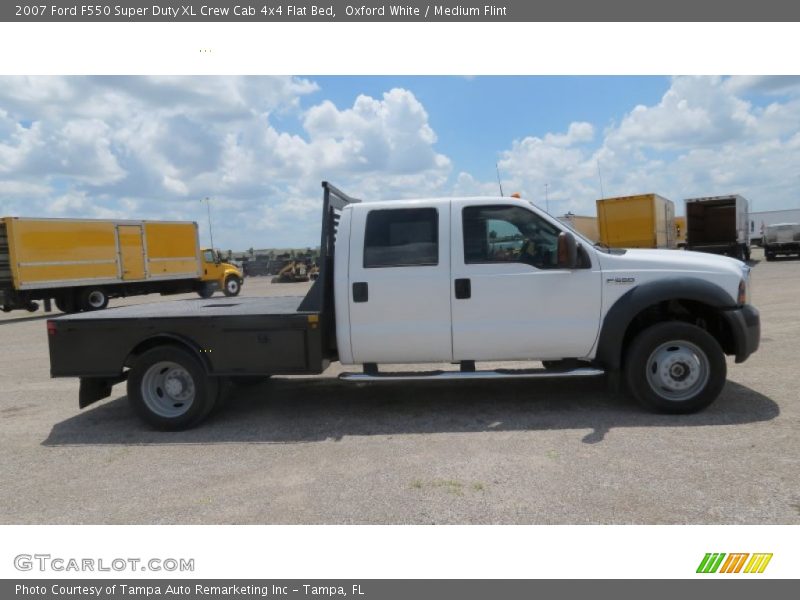  2007 F550 Super Duty XL Crew Cab 4x4 Flat Bed Oxford White