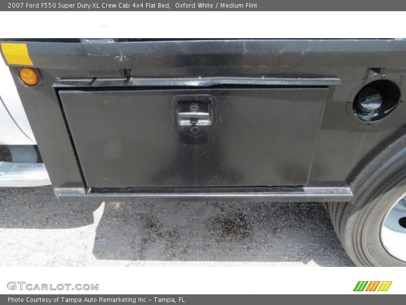 Oxford White / Medium Flint 2007 Ford F550 Super Duty XL Crew Cab 4x4 Flat Bed