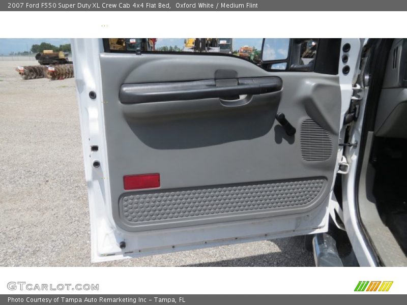 Oxford White / Medium Flint 2007 Ford F550 Super Duty XL Crew Cab 4x4 Flat Bed