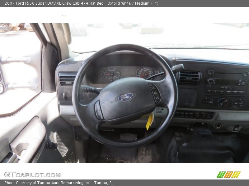Oxford White / Medium Flint 2007 Ford F550 Super Duty XL Crew Cab 4x4 Flat Bed