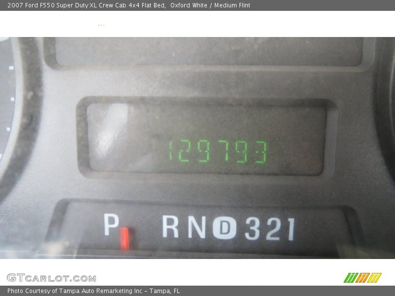 Oxford White / Medium Flint 2007 Ford F550 Super Duty XL Crew Cab 4x4 Flat Bed