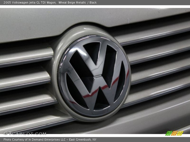 Wheat Beige Metallic / Black 2005 Volkswagen Jetta GL TDI Wagon