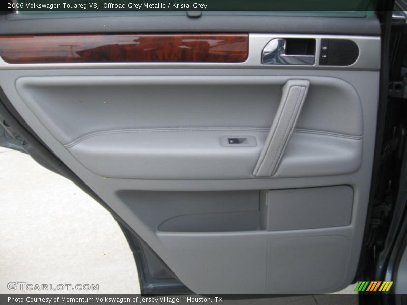Offroad Grey Metallic / Kristal Grey 2006 Volkswagen Touareg V8