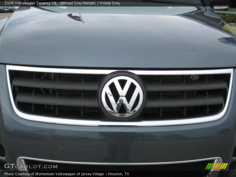 Offroad Grey Metallic / Kristal Grey 2006 Volkswagen Touareg V8