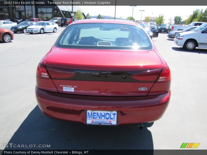 Toreador Red Metallic / Medium Graphite 2002 Ford Escort SE Sedan