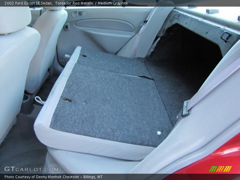 Toreador Red Metallic / Medium Graphite 2002 Ford Escort SE Sedan