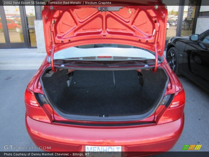 Toreador Red Metallic / Medium Graphite 2002 Ford Escort SE Sedan