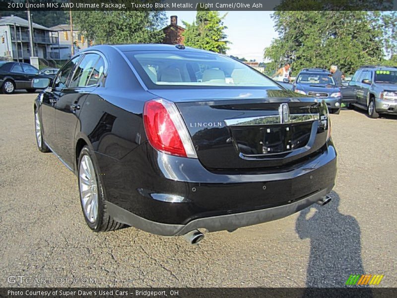 Tuxedo Black Metallic / Light Camel/Olive Ash 2010 Lincoln MKS AWD Ultimate Package
