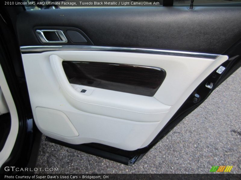 Tuxedo Black Metallic / Light Camel/Olive Ash 2010 Lincoln MKS AWD Ultimate Package