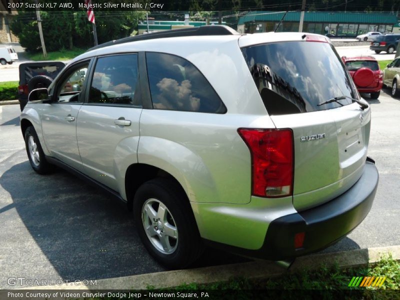 Majestic Silver Metallic / Grey 2007 Suzuki XL7 AWD