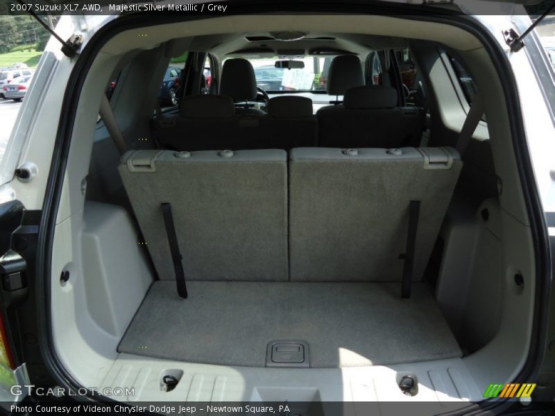 Majestic Silver Metallic / Grey 2007 Suzuki XL7 AWD