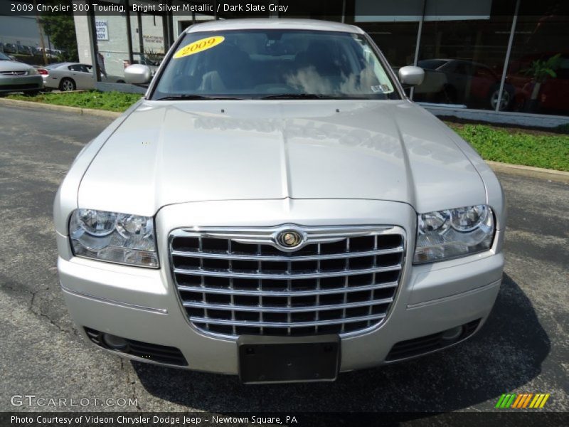 Bright Silver Metallic / Dark Slate Gray 2009 Chrysler 300 Touring