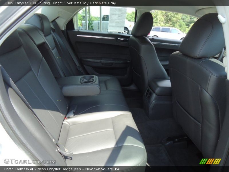 Bright Silver Metallic / Dark Slate Gray 2009 Chrysler 300 Touring