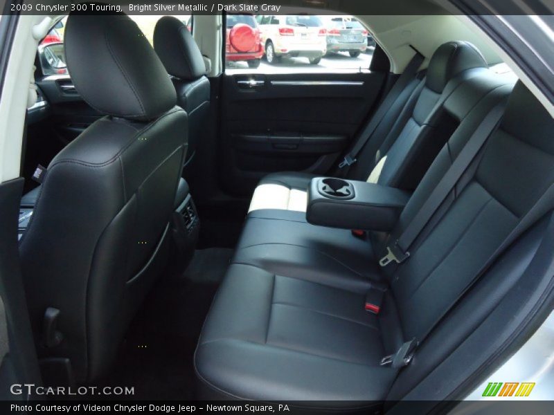 Bright Silver Metallic / Dark Slate Gray 2009 Chrysler 300 Touring