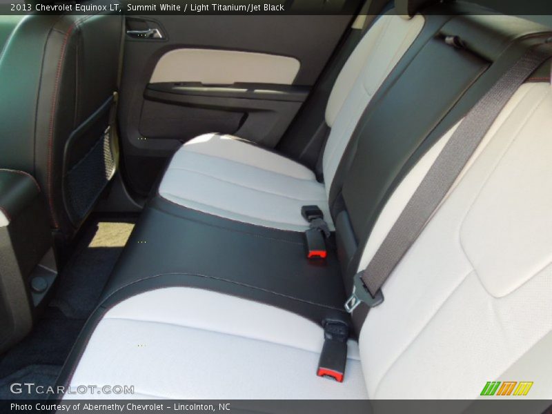 Summit White / Light Titanium/Jet Black 2013 Chevrolet Equinox LT