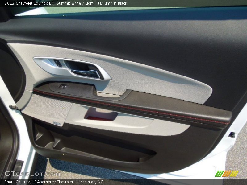Summit White / Light Titanium/Jet Black 2013 Chevrolet Equinox LT