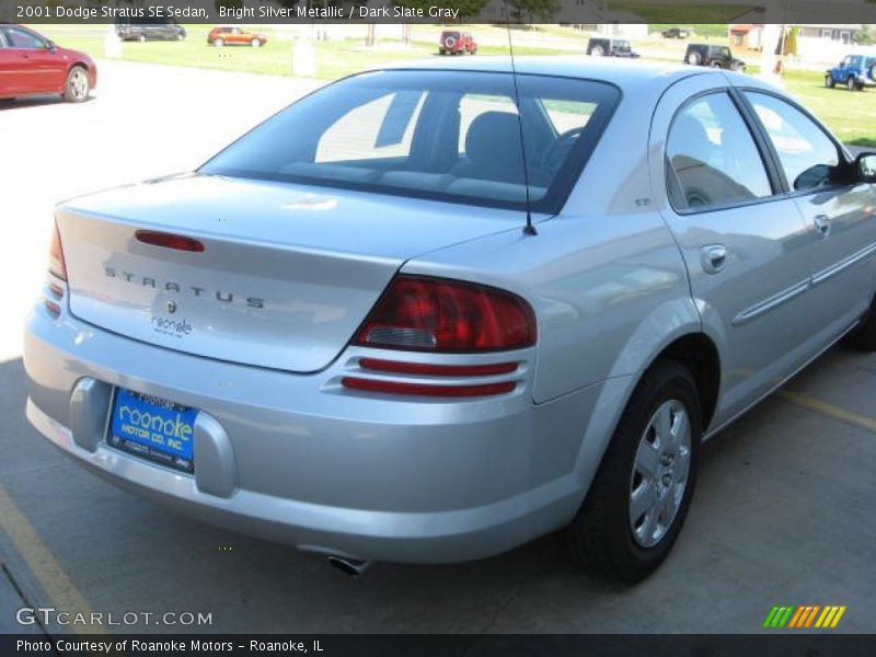 Bright Silver Metallic / Dark Slate Gray 2001 Dodge Stratus SE Sedan