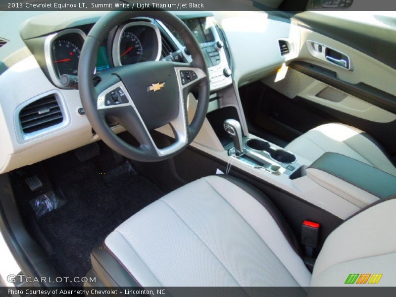 Summit White / Light Titanium/Jet Black 2013 Chevrolet Equinox LT