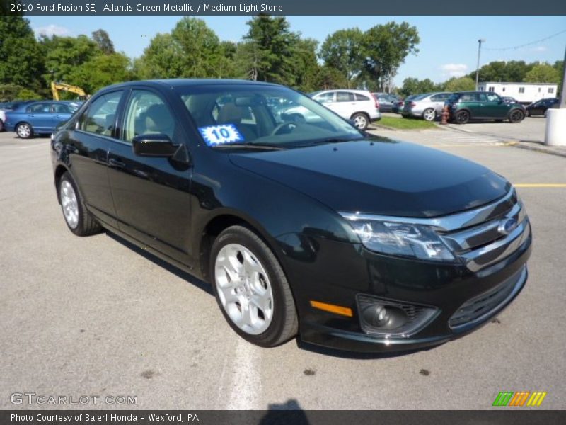 Atlantis Green Metallic / Medium Light Stone 2010 Ford Fusion SE