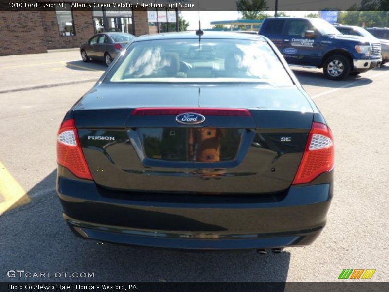 Atlantis Green Metallic / Medium Light Stone 2010 Ford Fusion SE