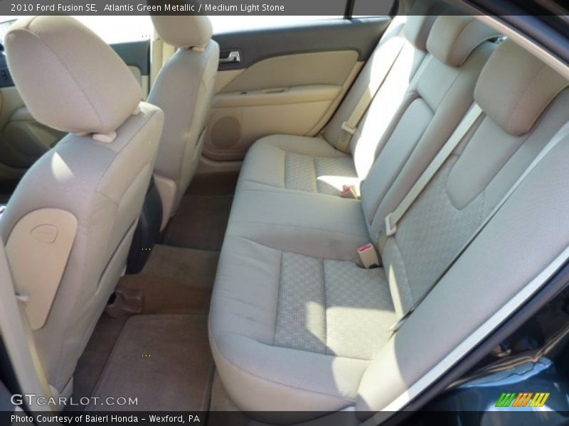 Atlantis Green Metallic / Medium Light Stone 2010 Ford Fusion SE