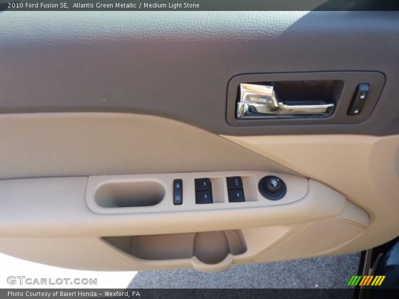 Atlantis Green Metallic / Medium Light Stone 2010 Ford Fusion SE