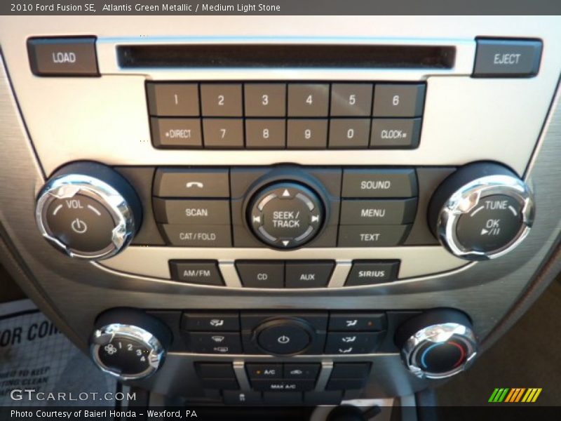 Atlantis Green Metallic / Medium Light Stone 2010 Ford Fusion SE