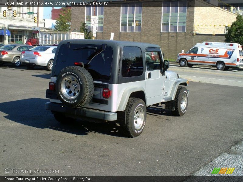 Stone White / Dark Slate Gray 2004 Jeep Wrangler X 4x4