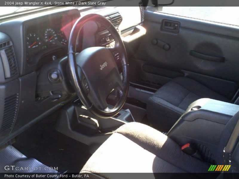 Stone White / Dark Slate Gray 2004 Jeep Wrangler X 4x4
