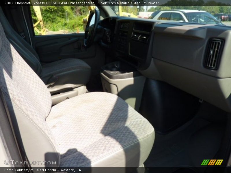 Silver Birch Metallic / Medium Pewter 2007 Chevrolet Express LS 1500 AWD Passenger Van