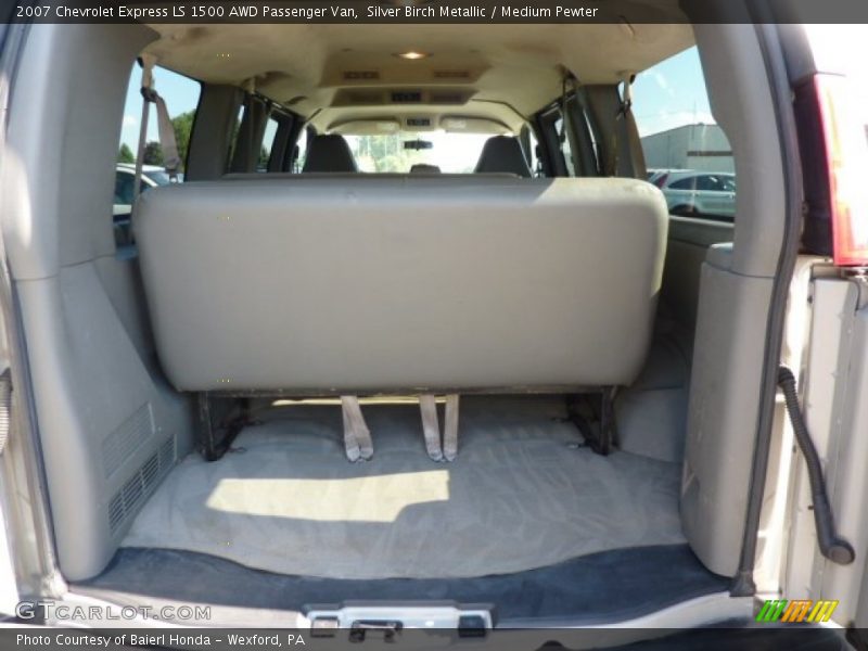 Silver Birch Metallic / Medium Pewter 2007 Chevrolet Express LS 1500 AWD Passenger Van