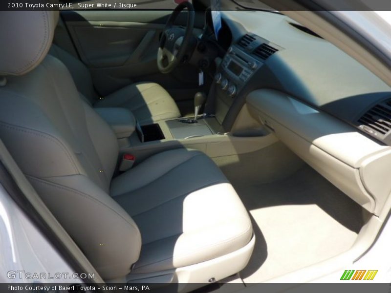 Super White / Bisque 2010 Toyota Camry LE
