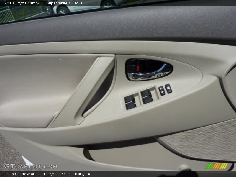 Super White / Bisque 2010 Toyota Camry LE