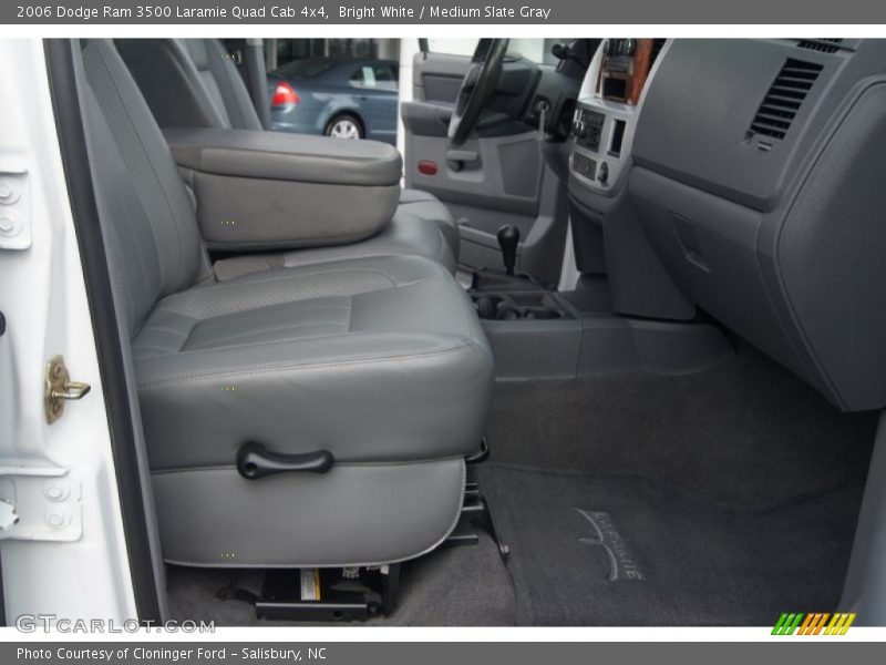 Bright White / Medium Slate Gray 2006 Dodge Ram 3500 Laramie Quad Cab 4x4