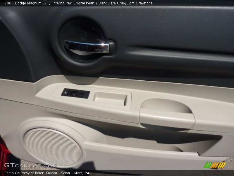 Inferno Red Crystal Pearl / Dark Slate Gray/Light Graystone 2005 Dodge Magnum SXT