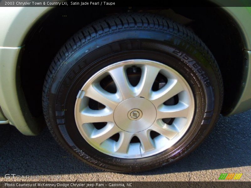 Satin Jade Pearl / Taupe 2003 Chrysler Town & Country LXi