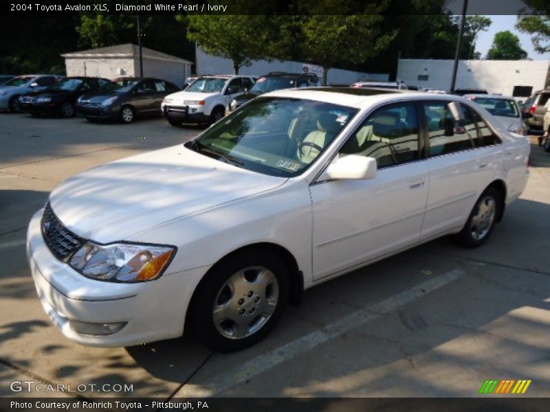 Diamond White Pearl / Ivory 2004 Toyota Avalon XLS