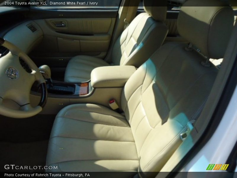 Diamond White Pearl / Ivory 2004 Toyota Avalon XLS