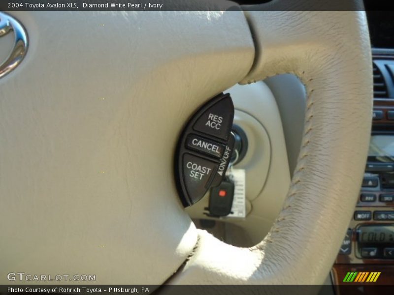 Diamond White Pearl / Ivory 2004 Toyota Avalon XLS