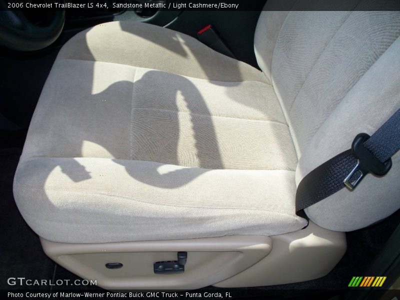 Sandstone Metallic / Light Cashmere/Ebony 2006 Chevrolet TrailBlazer LS 4x4
