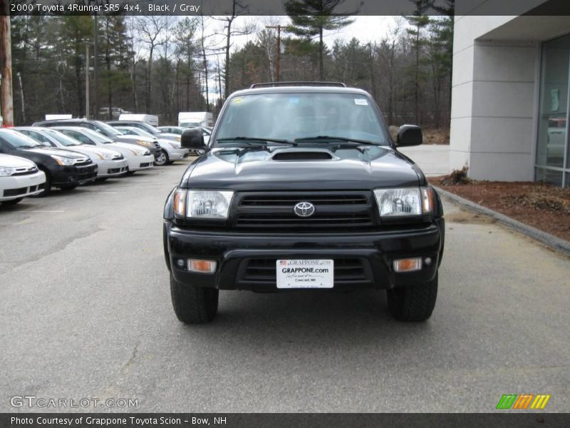 Black / Gray 2000 Toyota 4Runner SR5 4x4