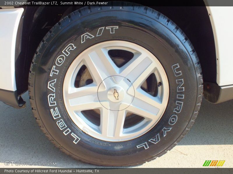 Summit White / Dark Pewter 2002 Chevrolet TrailBlazer LTZ